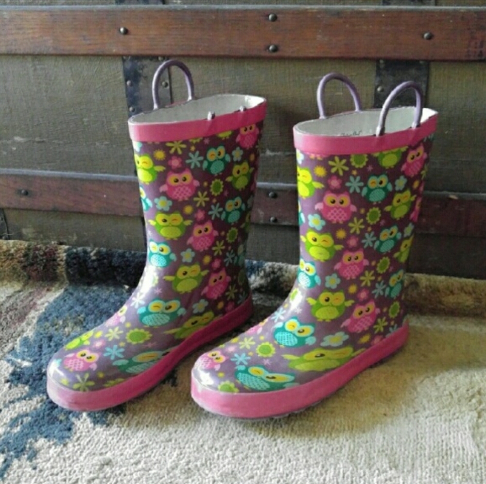 3/$20 Western Cheif Girls Owl Rain Boots Size 2